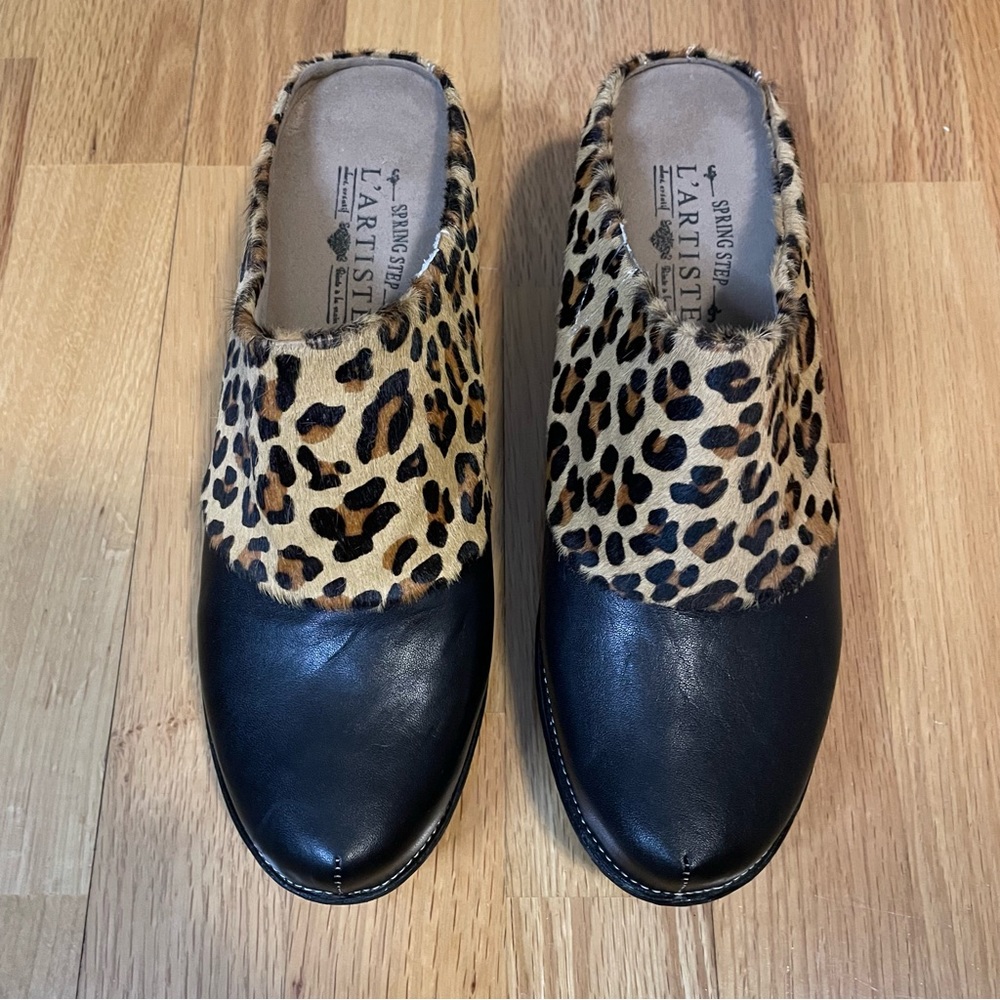 Spring Step Lartiste Clogs Leopard Print Leather … - image 1